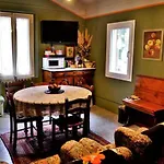 בית נופש Casa Fiorenza *