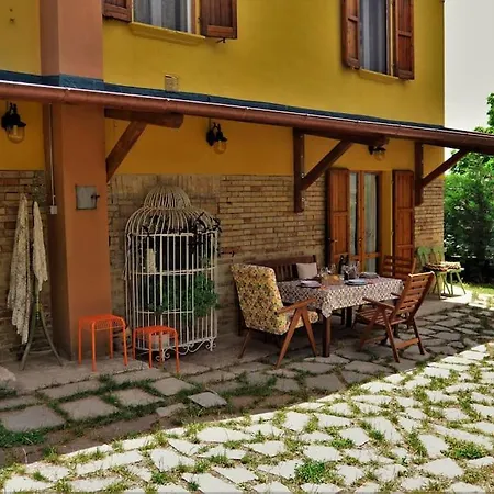 Casa Fiorenza * Montefelcino